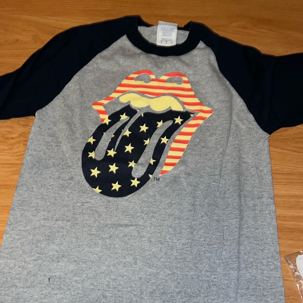 Rolling Stones T-shirt unisex size small